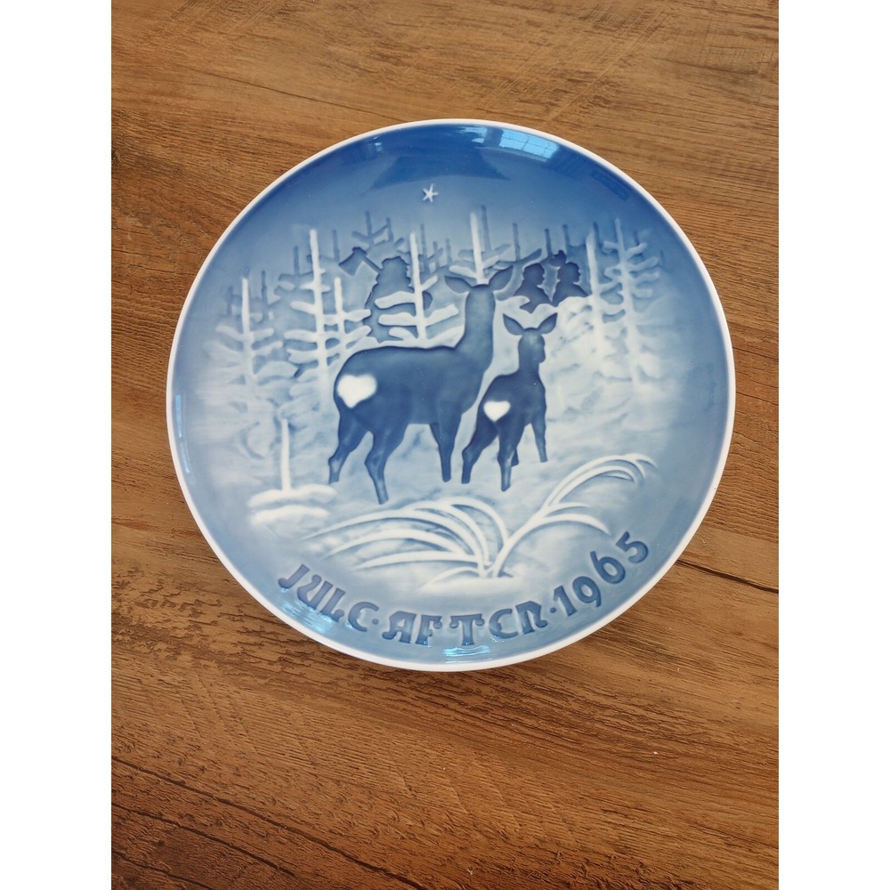 VTG Bing & Grondahl 1965 Porcelain Deer In Landscape Display Plate (Denmark) NIB